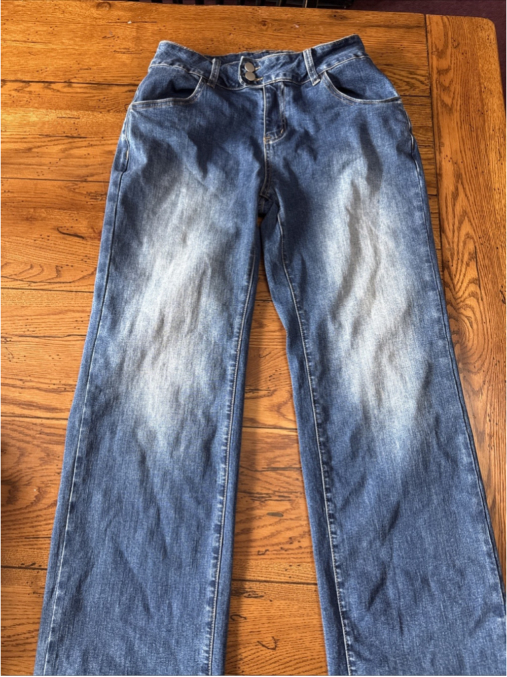 Flamingals Medium, Two Button Blue Color Jeans 31 Inseam J69